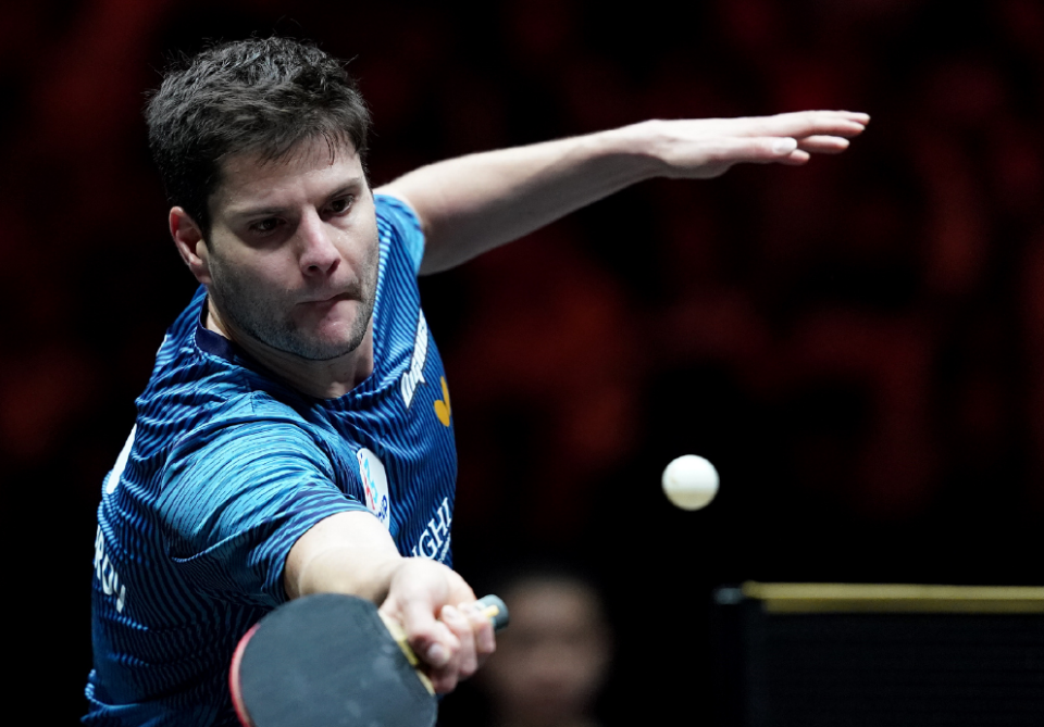 凭借她在冬 凭借她在冬